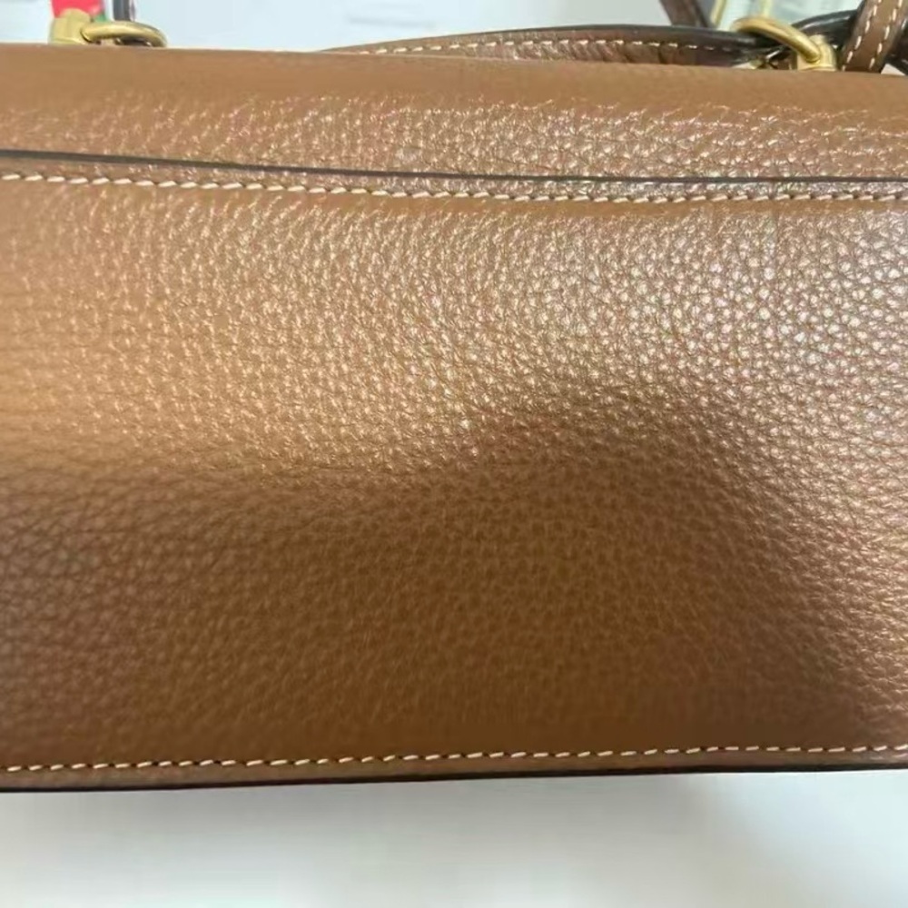 Tory Burch Classic Miller Shoulder Bag - Picture 2 of 5